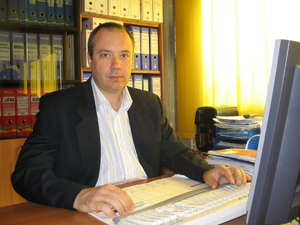 Claudio Carlot Responsabile del progetto franchising di InkLand Claudio Carlot Responsabile del progetto franchising di InkLand